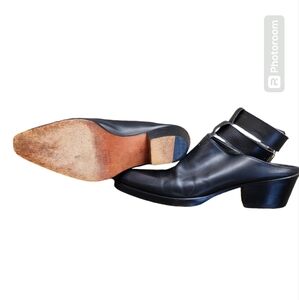 Cesare Paciotti leather slip-on shoes size 38.5 EU black